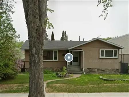 Cozy 5 Bedroom House for Rent | 12743 115 Street Northwest, Edmonton