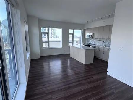 Spacious 2 bedroom Apartment in convenient Beltline area | 2110 - 1008 9 St SW, Calgary
