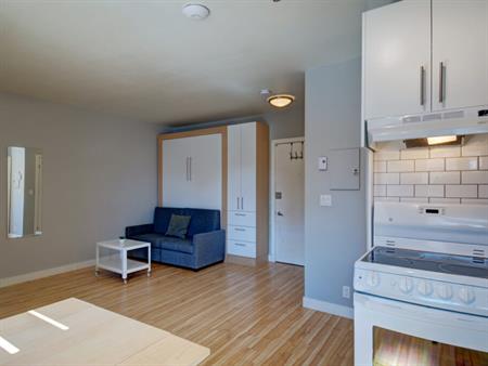 Colombier Loft Entièrement Meublé à Louer Vieux-Québec Septembre 2025