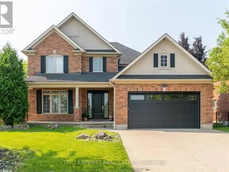 321 DEER RIDGE DRIVE | 321 DEER RIDGE DRIVE, Kitchener