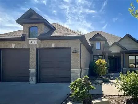 433 AUTUMN BREEZE DRIVE | 433 AUTUMN BREEZE DRIVE, Sarnia