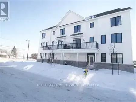 10 CASPIAN ROW | 10 CASPIAN ROW, Ottawa