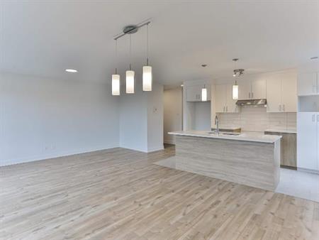 PROMO - APPARTEMENT 4½ À ST-LIN-LAURENTIDES - 1ER AOÛT