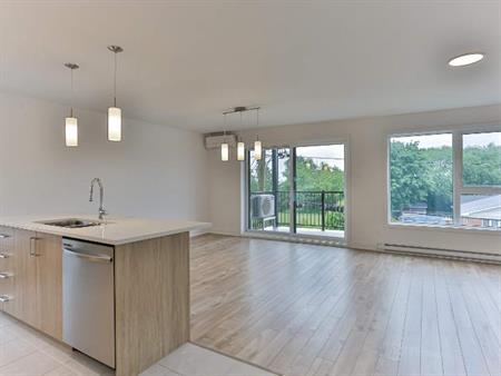 APPARTEMENT 4½ À LOUER ST-LIN-LAURENTIDES- 1ER JUILLET
