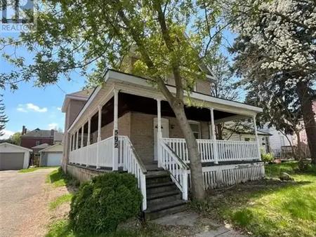 592 PEEL Street Unit# 2 | 592 PEEL Street Unit# 2, Woodstock