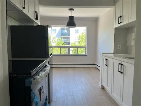 Stunning 2 Bedroom Apartments in Oshawa! | 286 Saguenay Avenue, Oshawa
