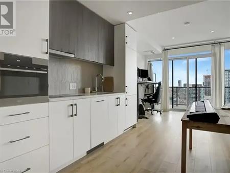 741 KING Street W Unit# 1710 | 741 KING Street W Unit# 1710, Kitchener