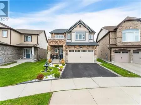 51 NEWCASTLE Court | 51 NEWCASTLE Court, Kitchener