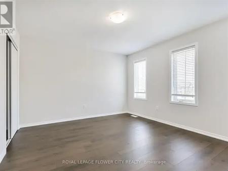 25 MUNRO CIRCLE | 25 MUNRO CIRCLE, Brant