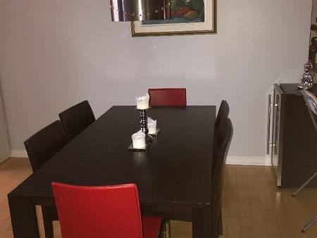 31/2 près base militaire, meublé pour RI, garage, ascenseur 1550$/mois