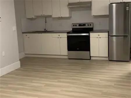 Basement suite in white rock | 15958 Buena Vista Avenue, White Rock