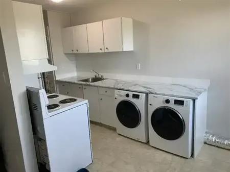 BEAUTIFUL 2 Bedroom Balcony Suite! | 9570 163 Street Northwest, Edmonton