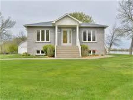 Maison à louer au bord de l'eau St-Marc-sur-Richelieu
