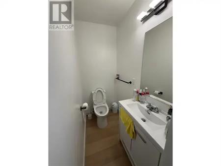 3470 DUNDAS STREET | 3470 DUNDAS STREET, Vancouver