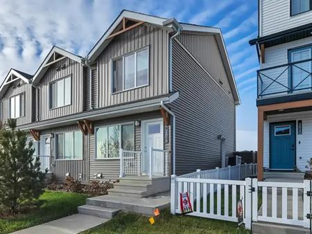 2818-B 192 Street NW | 2818 192 Street Northwest, Edmonton