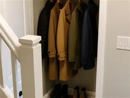 Renovated 2 Bedroom Upper Unit for Rent in Beautiful Brighton | 28 Dundas Street, Brighton