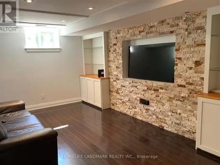 534 WEIR AVENUE | 534 WEIR AVENUE, Oakville