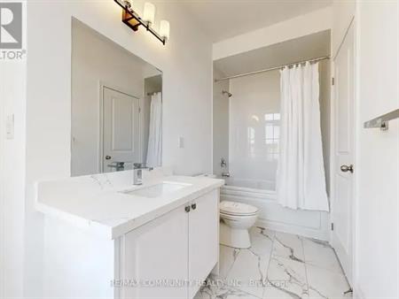 49 CONDUCTOR AVENUE | 49 CONDUCTOR AVENUE, Whitchurch-Stouffville