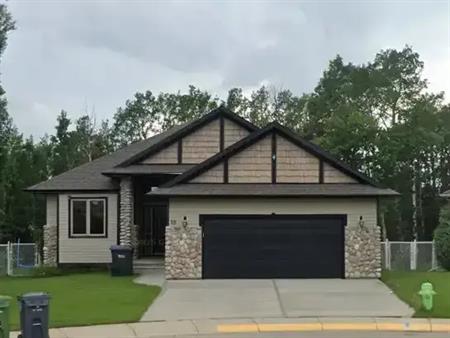 18 Law Close | 18 Law Close, Red Deer