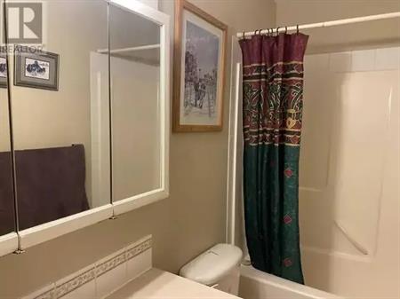 5, 5 Tartan Boulevard W | 5, 5 Tartan Boulevard W, Lethbridge