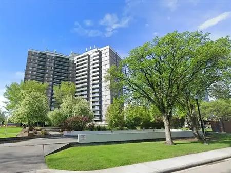 Glenora High-Rise 1 Bdrm w/ Downtown View, All Utilities Incl. | Edmonton
