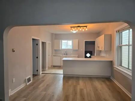 574 Mulvey Avenue, Winnipeg, Manitoba, Canada, R3L 0S1 | 574 Mulvey Avenue, Winnipeg