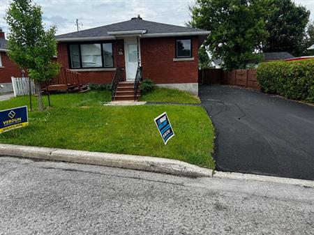 Maison à Louer Juillet ou Août Gatineau ,Centre d'achat et écoles. House for Rent July or August Gatineau