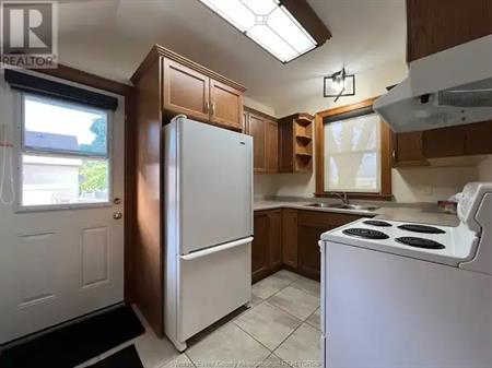 192 SHEPHERD STREET East | 192 SHEPHERD STREET East, Windsor