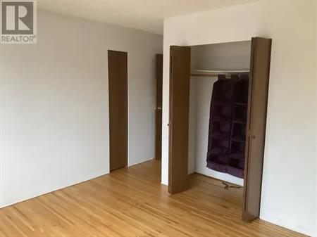 UPPER 1104 E 18TH AVENUE | UPPER 1104 E 18TH AVENUE, Vancouver