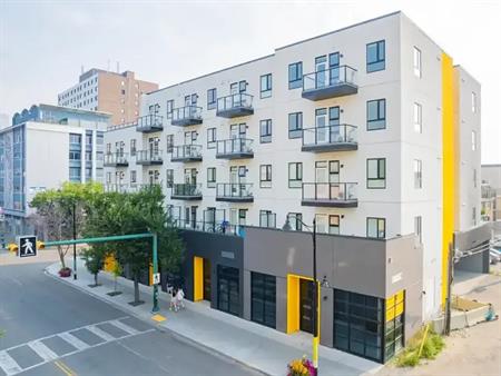 Solo on 4th | 345 19 Ave, Calgary