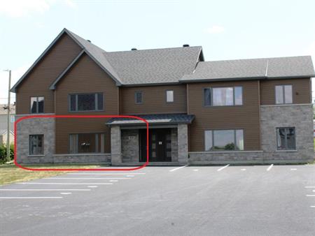 4 ½ avec planchers chauffants dans toutes les pièces – REZ-DE-CHAUSSÉE