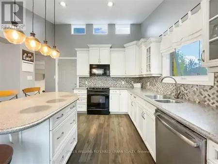 406 LUPIN DRIVE | 406 LUPIN DRIVE, Whitby