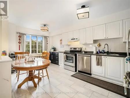 63 MANHATTAN CRESCENT | 63 MANHATTAN CRESCENT, Ottawa