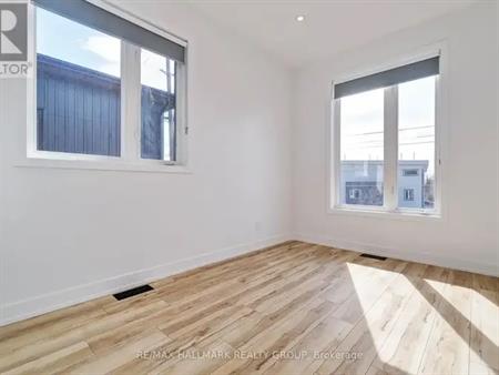 1 - 709A CARSONS ROAD | 1 - 709A CARSONS ROAD, Ottawa