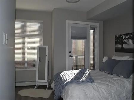 Beautiful 2 Story Townhouse in Bridgeland | suite 007 - 515 4 Avenue Northeast, Calgary