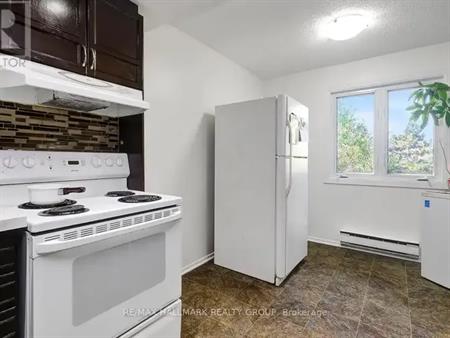 51 - 43 HAXBY PRIVATE | 51 - 43 HAXBY PRIVATE, Ottawa