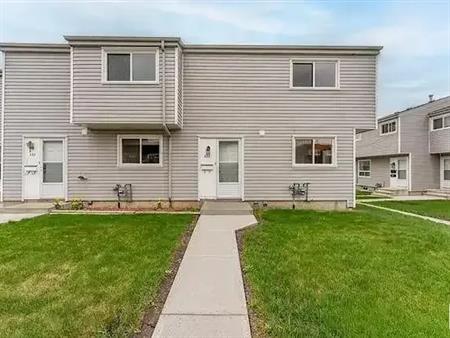 3 bedroom 2 bathroom Condo unit | 334 - 334 Northgate Terrace, Edmonton