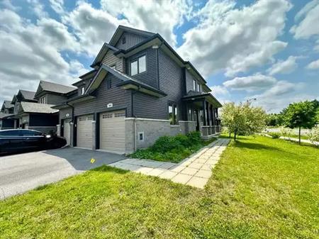 1001 Cedar Creek Drive | 1001 Cedar Creek Drive, Ottawa