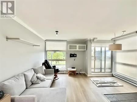 7 618 W 6TH AVENUE | 7 618 W 6TH AVENUE, Vancouver