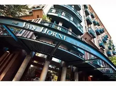 Cool Gastown Studio, Washer/Dryer, Balcony!   22 E. Cordova St | 22 East Cordova Street, Vancouver