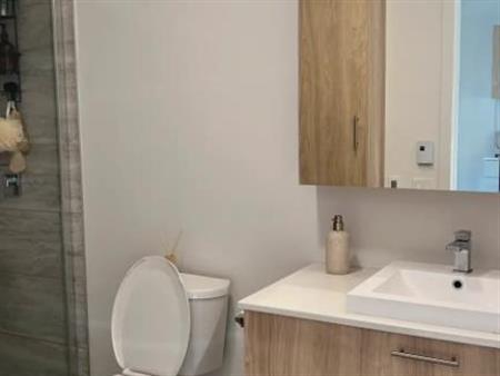 ✨ 3 1/2 Moderne | Vue + Gym + Stationnement – Galeries d’Anjou