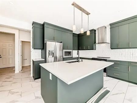108 Wolf Hollow Crescent SE - Main Calgary AB T2X 1T8 | 108 Wolf Hollow Crescent SE - Main, Calgary