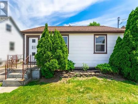 126 CROSS AVENUE | 126 CROSS AVENUE, Oakville
