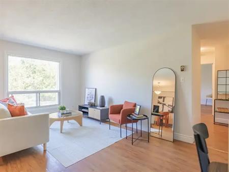 75 and 77 Huron Heights Dr, Newmarket, ON | 77 Huron Heights Drive, Newmarket