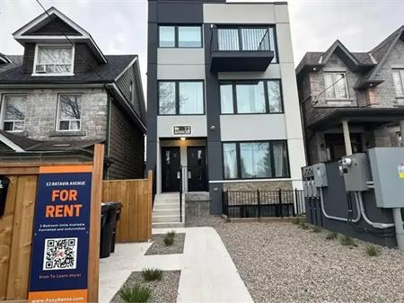 12 - 21 Batavia | 21 Batavia Avenue, East York