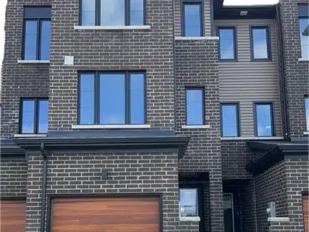 17 TOBIAS LANE | 17 TOBIAS LANE, Barrie