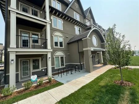 Sandgate 1Bdrm | 140 Mahogany Street South East, Calgary