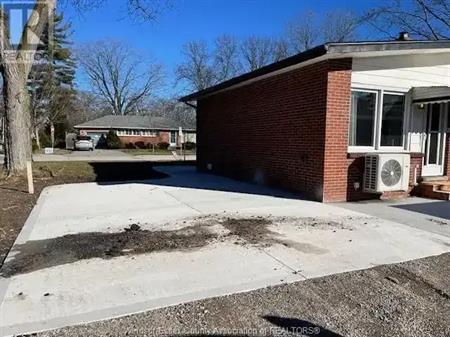 3401 ROXBOROUGH Unit# UPPER | 3401 ROXBOROUGH Unit# UPPER, Windsor