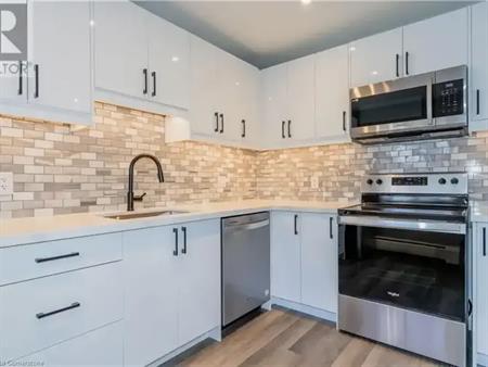 410 HAZEL Street Unit# 203 | 410 HAZEL Street Unit# 203, Waterloo