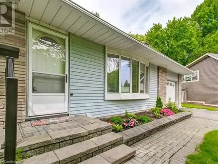 1334 LANGDALE Crescent | 1334 LANGDALE Crescent, Oakville